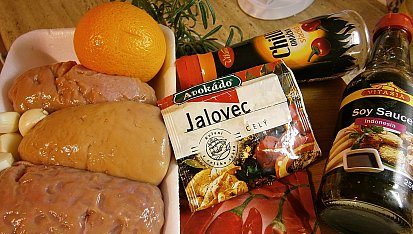 Pikantní býčí žlázy na "divoko", část použitých surovin