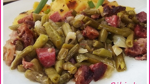 Uzené maso ve fazolkách-rychlé a jednoduché