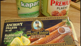 Bramborový salát s ančovičkami