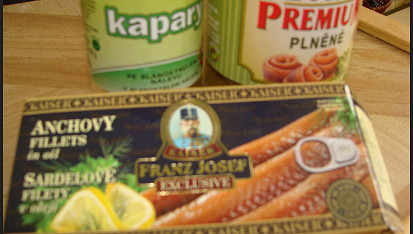 Bramborový salát s ančovičkami