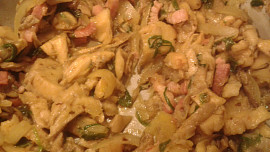 Houby zapečené v bylinkovém jogurtu