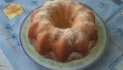Jablíčkovo-brusinkovo-kokosová bábovka
