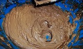 Kiwi čoko-roláda (ušleháme krém)