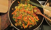 Kuřecí prsa se zeleninovou přílohou (zeleninová směs)