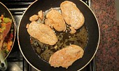 Kuřecí prsa se zeleninovou přílohou (kuřecí prsa)