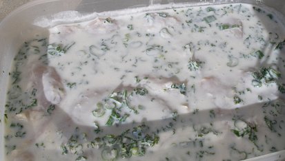 Kuřecí v podmáslové marinádě s křenem