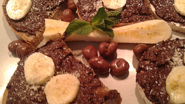 Lučina s medem, oříšky a čokoládou pro děti i dospělé