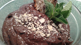 Lučina s medem, oříšky a čokoládou pro děti i dospělé