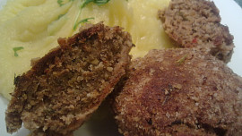 Mleté čočkovo-zeleninové, sójové řízečky