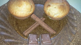 Muffiny se zakysanou smetanou