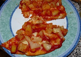 Ovocné pizzy v MW - těsto podle Jikotky - CRISP