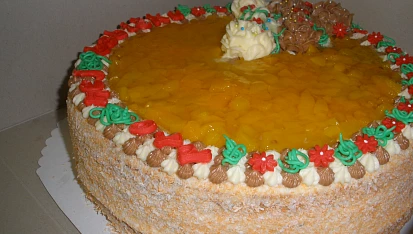 Ovocný dort s růžičkama
