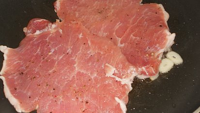 Pikantní vepřový kotlet