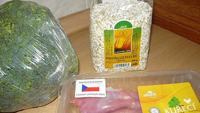 Pohanka s brokolicí a kuřecím masem, hlavní přísady