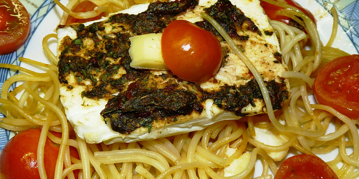 Přírodní šmakoun zapečený se špagetami v MW
