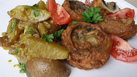 Žampiony v orientálním těstíčku se zázvorovými brambory