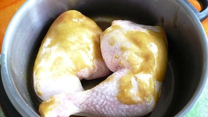Zlaté kuře s hořčično - medovou omáčkou
