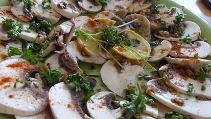 Carpaccio ze žampiónů