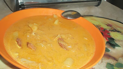 Chutná  a hustá polévka s hlávkovým zelím