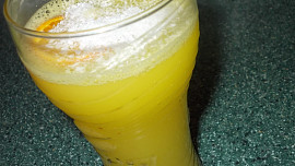 Čistící a zdravý zázvorový nápoj na hubnutí