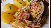 Krkovička plněná v cibuličce pečená (Krkovička plněná v cibuličce pečená)
