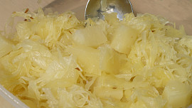 Kuřecí s ananasovým zelím na kari