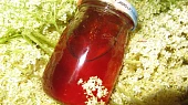 Med (sirup) z květů černého bezu