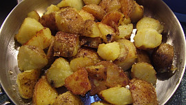 Rychlé slaninové brambory