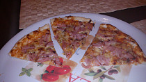 Tenká pizza