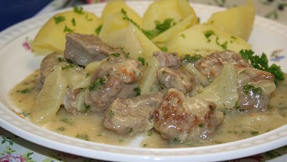 Vepřové na kedlubnách podle mojí babičky (a starých hospodských receptur)