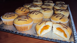 Vláčné muffiny s meruňkami