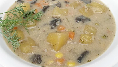 Zakysaná bramboračka na způsob kulajdy