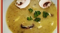Žampionová polévka s brokolicí, nivou a koprem
