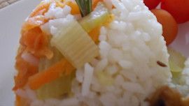 Zeleninová rýže k masu