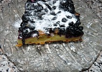 Bramborovo-borůvkový koláč