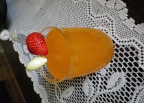 Česněko-pomerančový nápoj