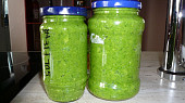 Česnekové pesto