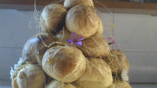 Croquembouche