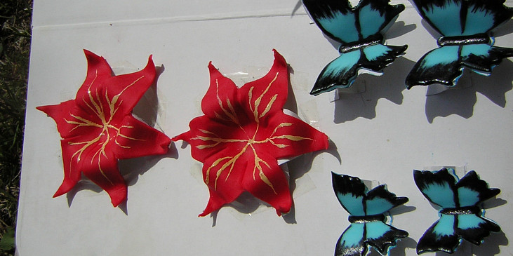 Dort s motýly (Domácí papírová forma)