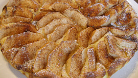 Jablkový tvarožník bez mouky