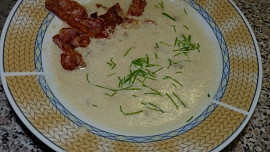 Kedlubnovo slaninová krémová polévka