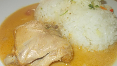 Kuře nadivoko, s paprikovou pastou, řapíkatým celerem a zeleninou