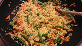 Kuskus se sójovým masem