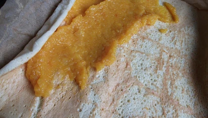 Meruňkovo-pomerančová roláda