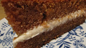 Mrkvový dort s krémem z mascarpone