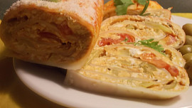 Pikantní, ostřejší, olivovo - sýrová  chuťovka