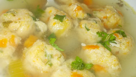 Jemné řapíkato - mrkvové knedlíčky do polévky