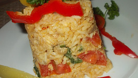 Rizoto s barevnou houbovo-zeleninovou směsí