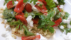 Salát s nivovým dresinkem