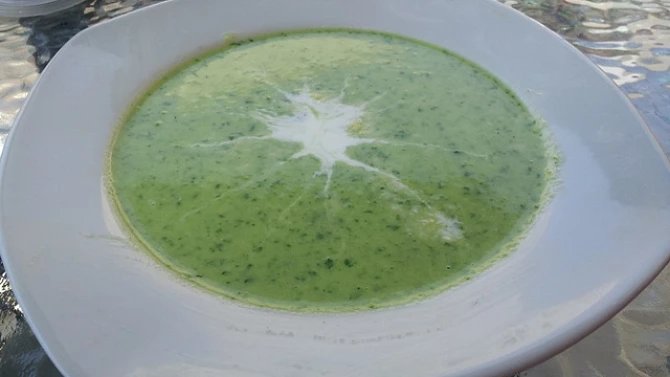 Spenatova polevka s parmezanem, Hotovo